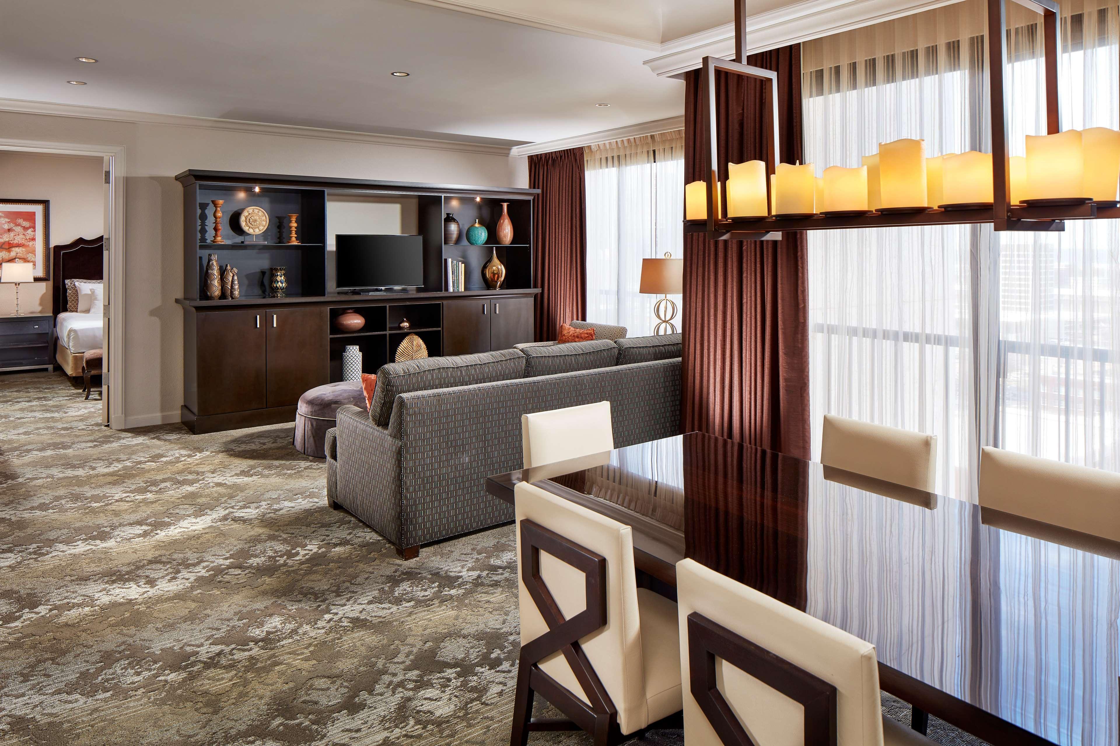 Hyatt Regency Tulsa Downtown Hotel Ngoại thất bức ảnh